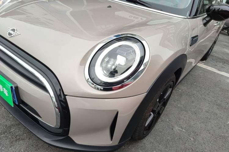 Used MINI 2023 Updated 1.5T COOPER Artist Five-Door Edition Left Front Headlight