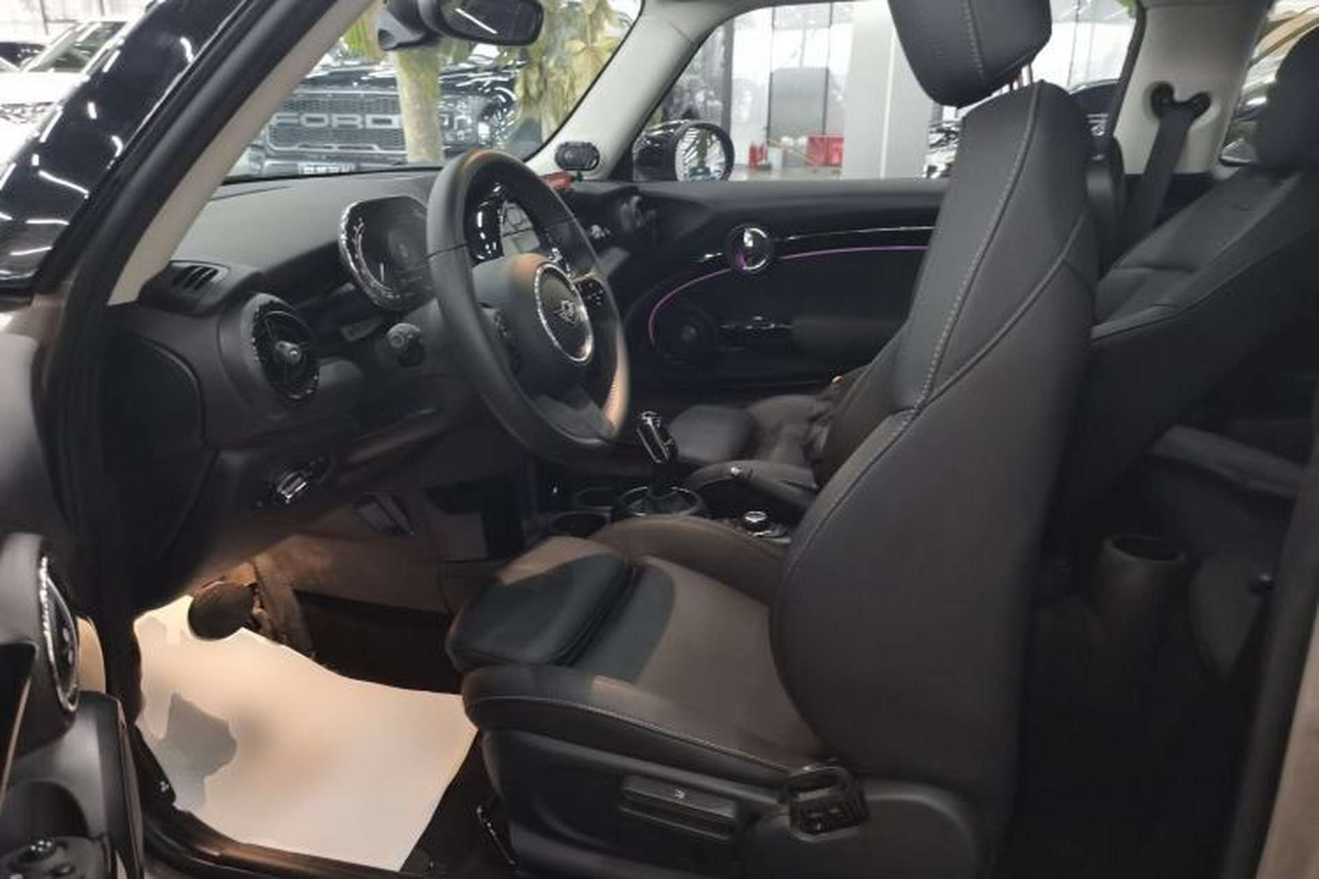Used MINI 2023 Updated 1.5T COOPER Artist Left Front Seat