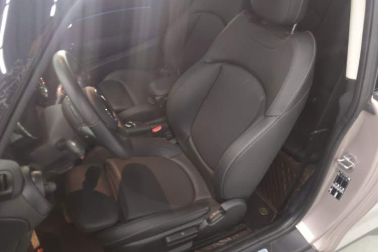 Used MINI 2023 Updated 1.5T COOPER Artist Left Front Seat