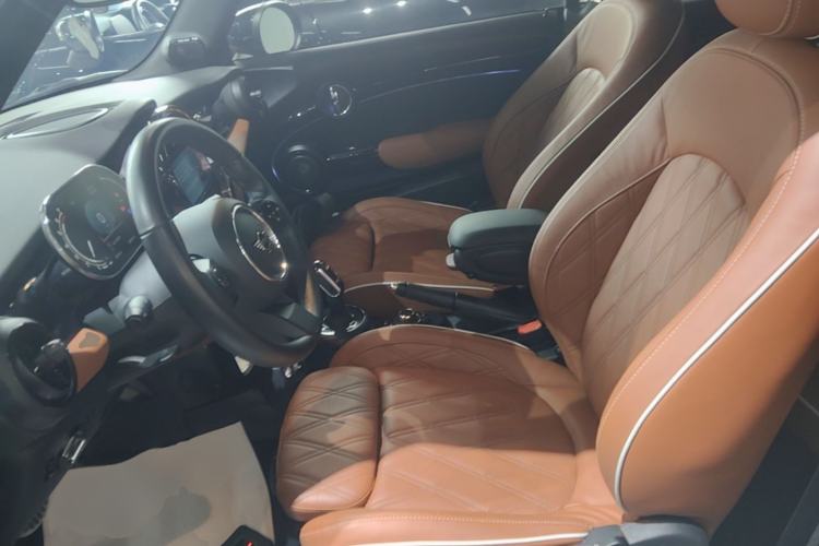 Used MINI 2023 Revised 1.5T COOPER CABRIO Artist Left Front Seat