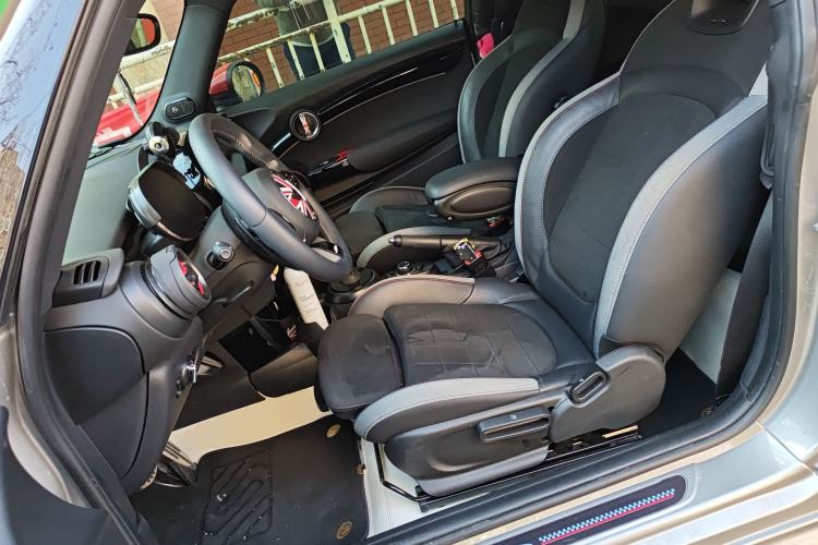 Used MINI 2023 Updated 2.0T COOPER S Racing Driver Left Front Seat