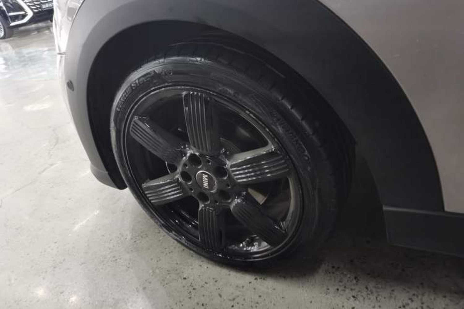 Used MINI 2023 Updated 1.5T COOPER Artist Left Front Wheel Hub