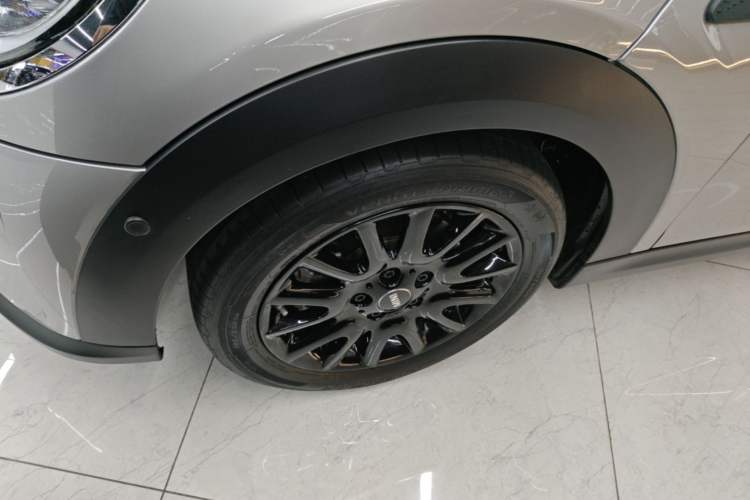 Used MINI 2023 1.5T ONE Left Front Wheel Hub