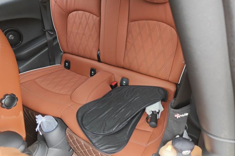 Used MINI 2023 Updated 2.0T COOPER S Artist Left Rear Seat