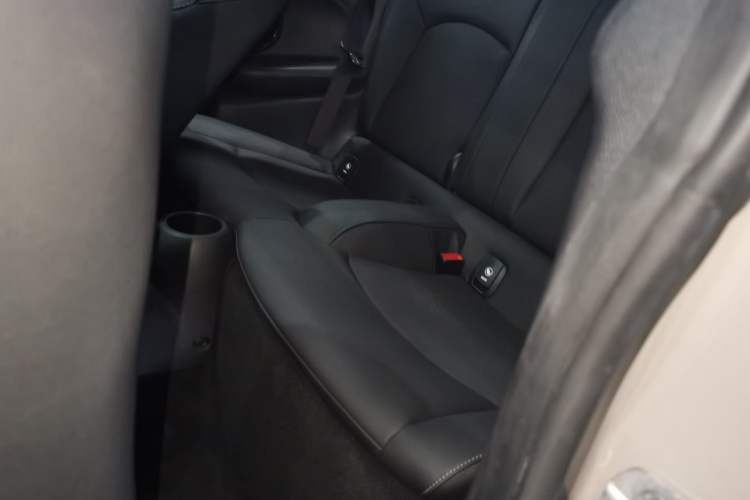 Used MINI 2023 Updated 1.5T COOPER Artist Left Rear Seat