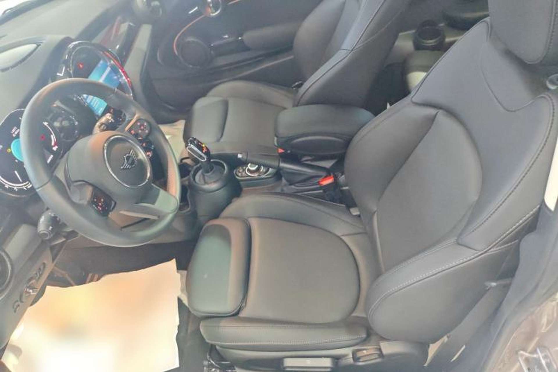 Used MINI 2023 Updated 1.5T COOPER Artist Left Rear Seat