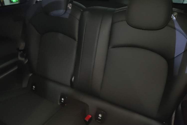 Used MINI 2023 Updated 1.5T COOPER Artist Left Rear Seat