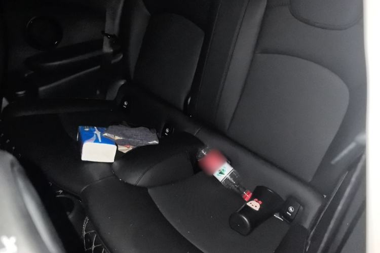 Used MINI 2023 Updated 1.5T COOPER Artist Left Rear Seat