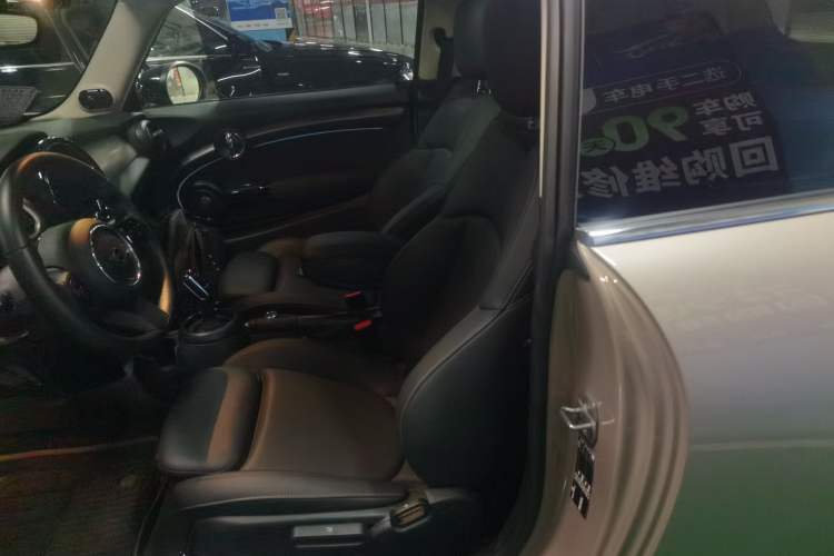 Used MINI 2023 1.5T COOPER Artist Left Rear Seat