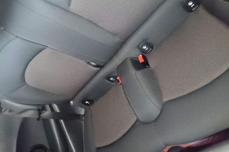 Used MINI 2023 1.5T ONE Left Rear Seat
