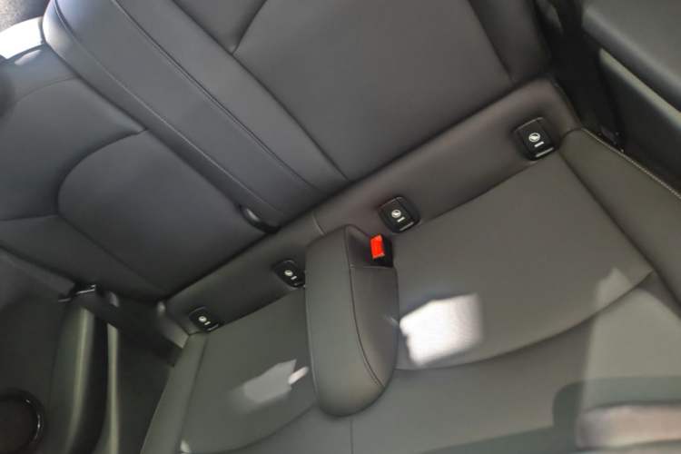 Used MINI 2023 Updated 1.5T COOPER Artist Left Rear Seat