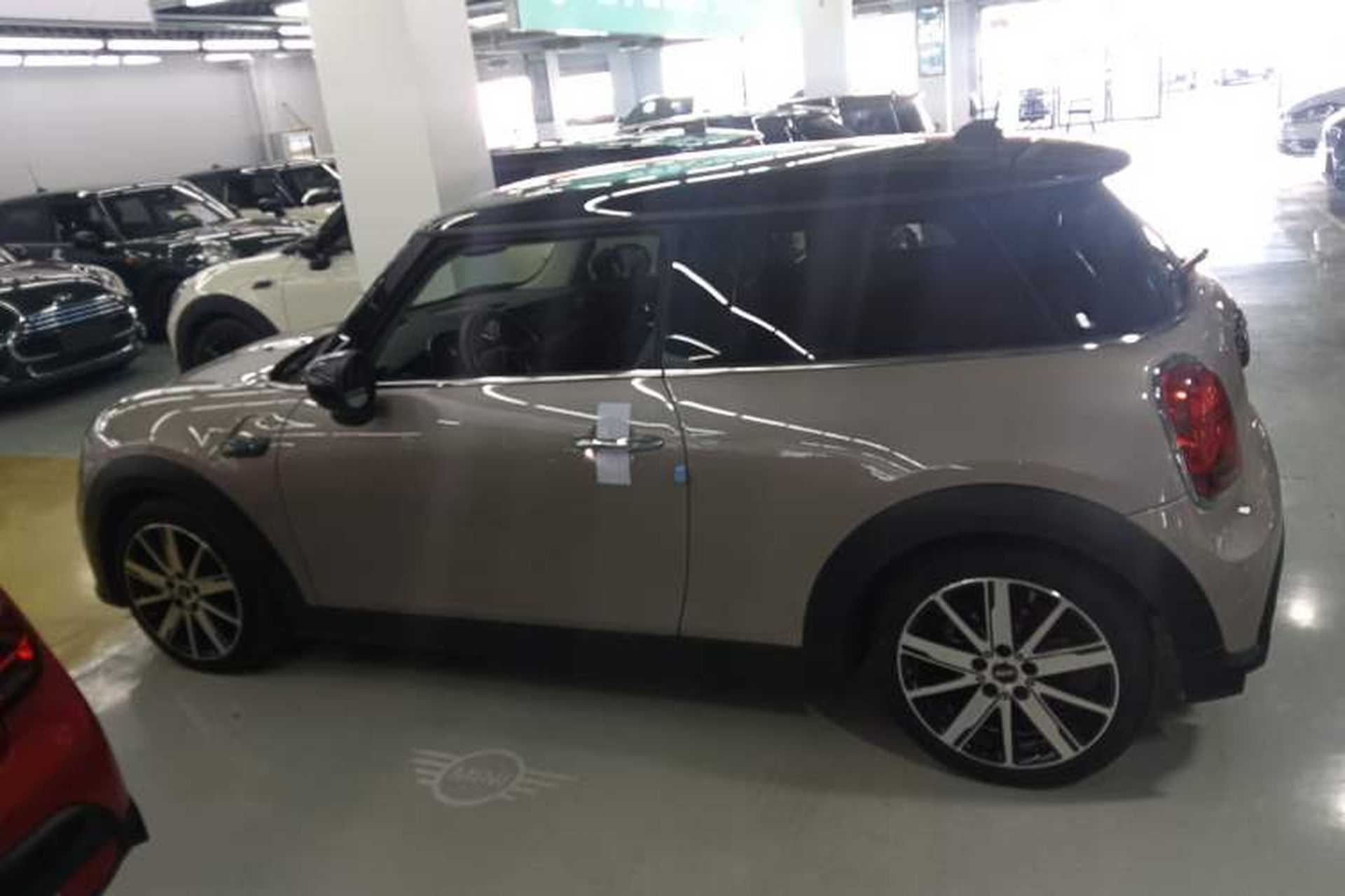 Used MINI 2023 Updated 1.5T COOPER Artist Left Side