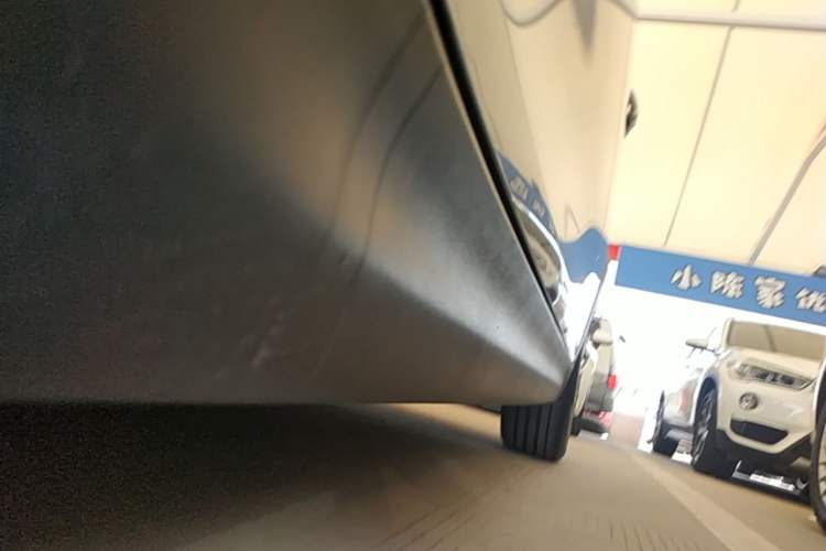 Used MINI 2023 Updated 1.5T COOPER Artist Left Side Sill