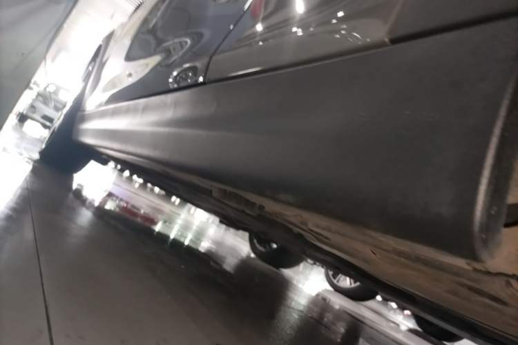 Used MINI 2023 1.5T COOPER Artist Left Side Sill