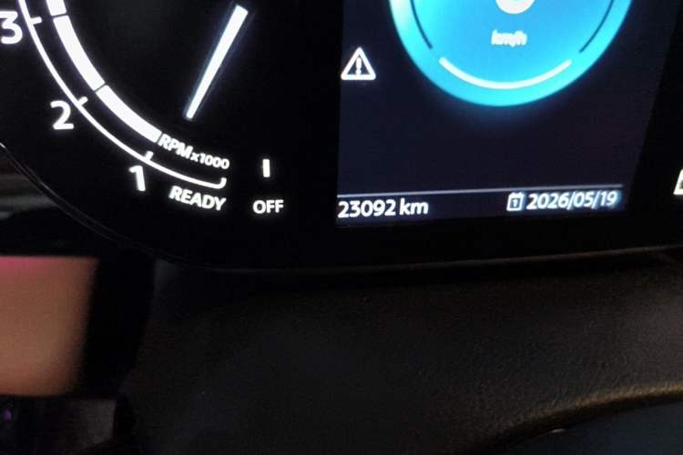 Used MINI 2023 Updated 2.0T COOPER S Artist Odometer Close Up