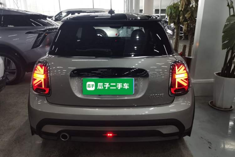 Used MINI 2023 Updated 1.5T COOPER Artist Rear