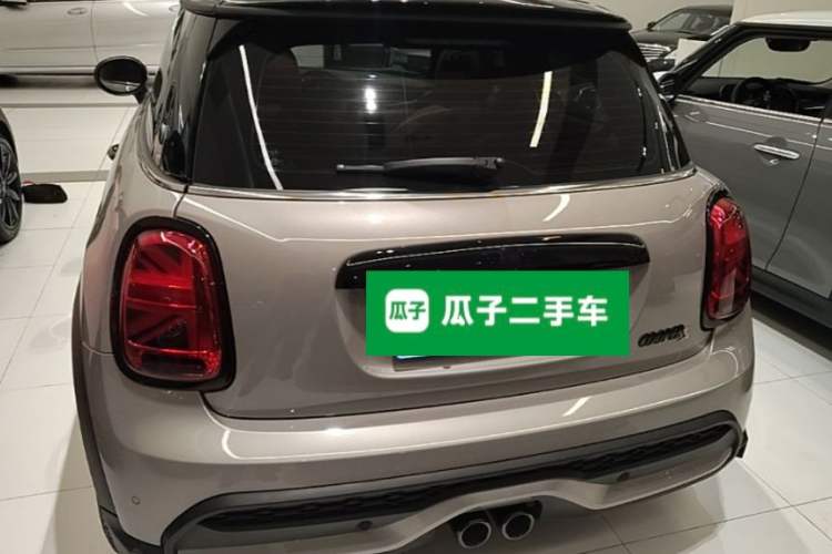 Used MINI 2023 Updated 2.0T COOPER S Artist Rear