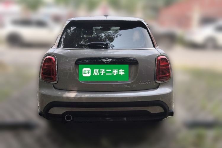 Used MINI 2023 1.5T COOPER Artist Five-Door Edition Rear