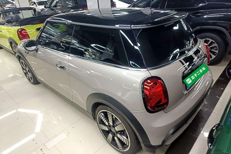 Used MINI 2023 Updated 2.0T COOPER S Artist Rear Left 45 Deg