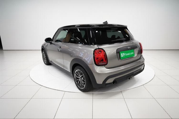 Used MINI 2023 1.5T ONE Rear Left 45 Deg