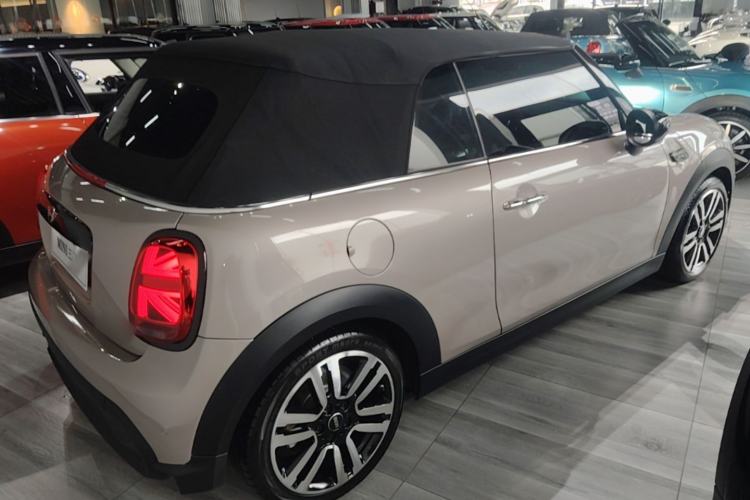 Used MINI 2023 Revised 1.5T COOPER CABRIO Artist Rear Right 45 Deg