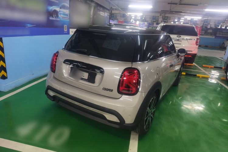 Used MINI 2023 1.5T COOPER Artist Rear Right 45 Deg