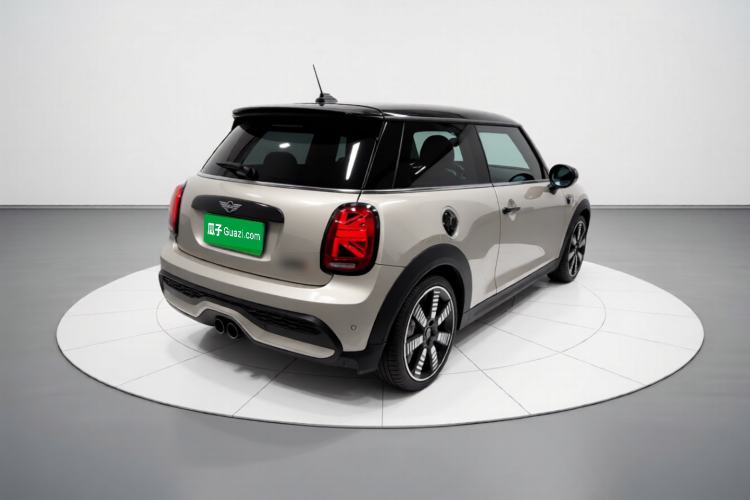 Used MINI 2023 Updated 2.0T COOPER S Artist Rear Right 45 Deg