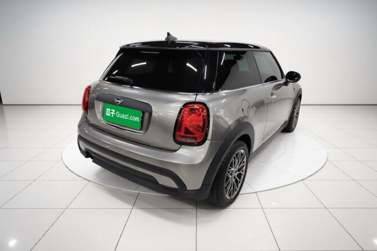 Used MINI 2023 1.5T ONE Rear Right 45 Deg