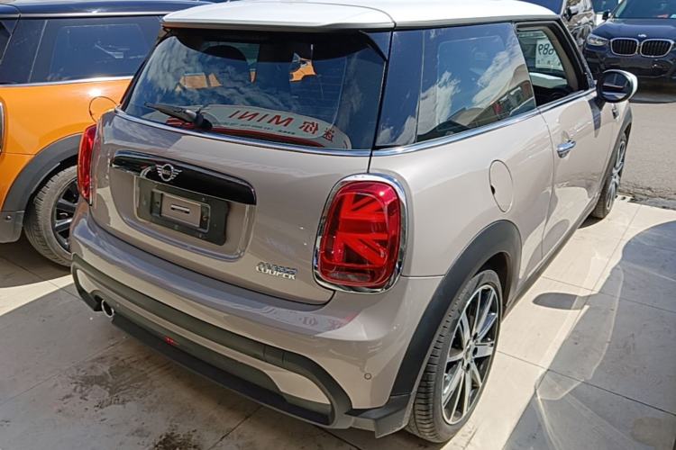 Used MINI 2023 Updated 1.5T COOPER Artist Rear Right 45 Deg