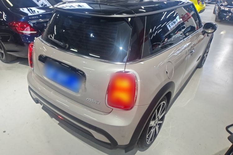 Used MINI 2023 Updated 1.5T COOPER Artist Rear Right 45 Deg