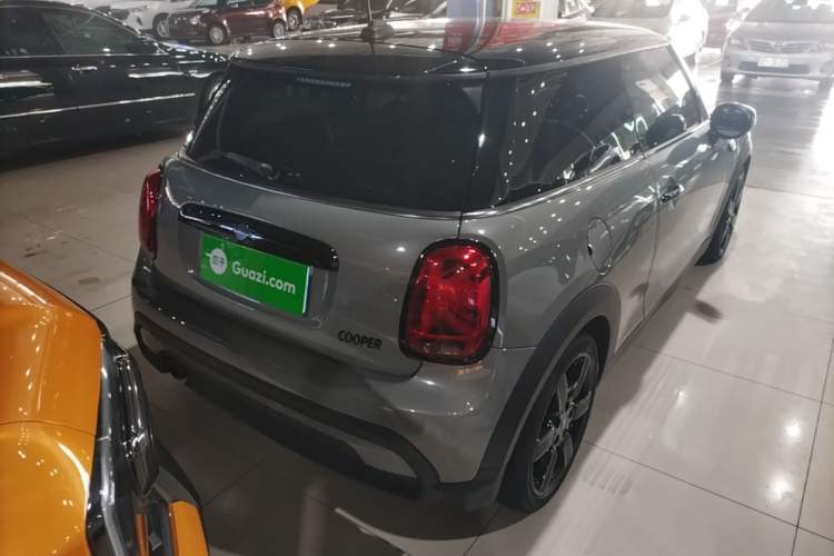 Used MINI 2023 1.5T COOPER Artist Rear Right 45 Deg