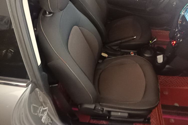 Used MINI 2023 1.5T ONE Right Front Seat