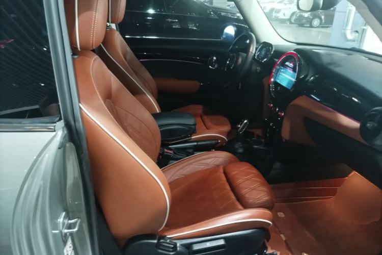 Used MINI 2023 1.5T COOPER Artist Right Front Seat