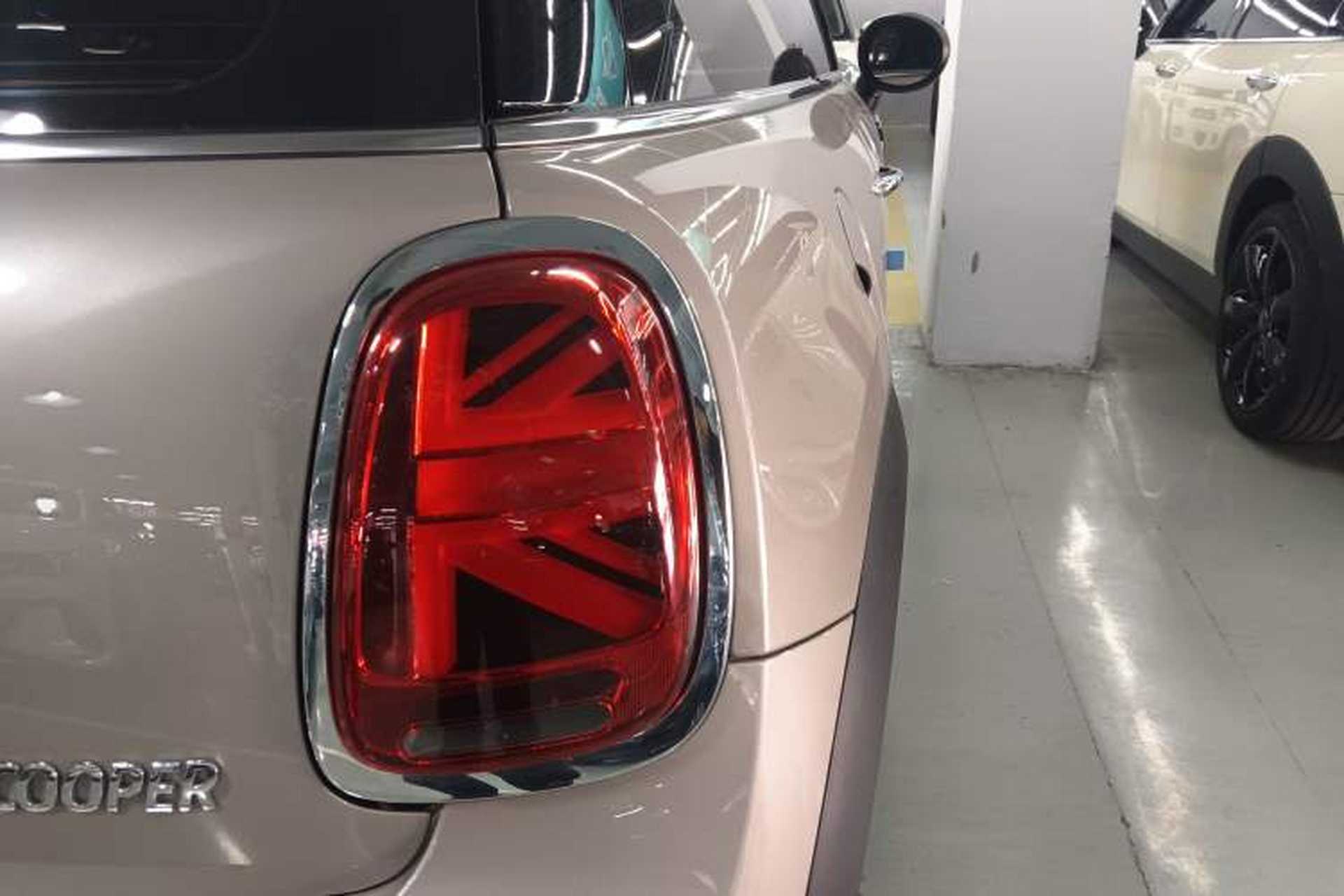 Used MINI 2023 Updated 1.5T COOPER Artist Right Rear Taillight