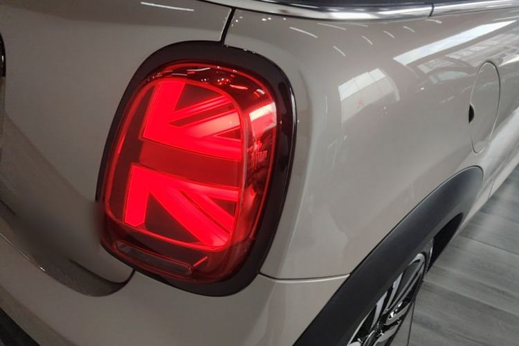Used MINI 2023 Revised 1.5T COOPER CABRIO Artist Right Rear Taillight