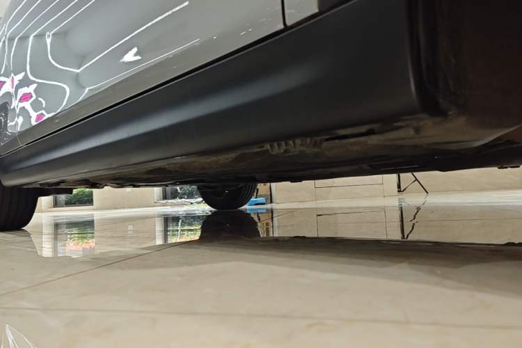Used MINI 2023 1.5T ONE Right Side Sill