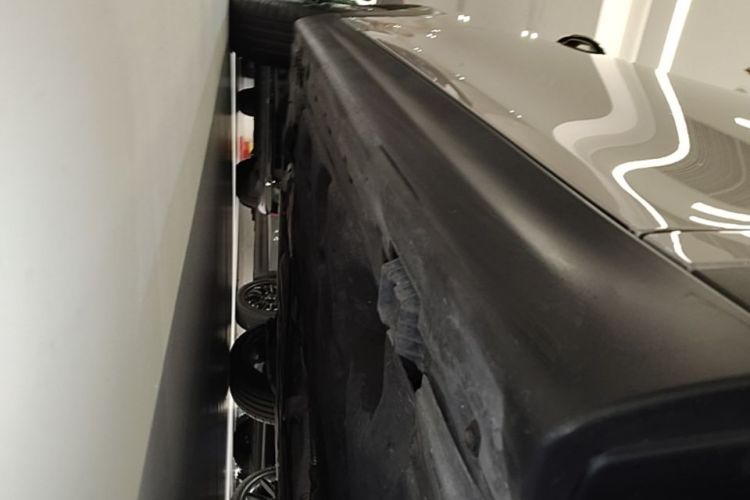 Used MINI 2023 Updated 2.0T COOPER S Artist Right Side Sill