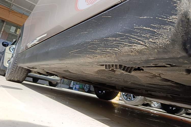 Used MINI 2023 Updated 1.5T COOPER Artist Right Side Sill
