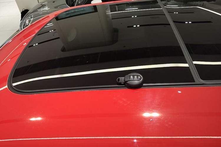 Used MINI 2023 Updated 2.0T COOPER S Artist Roof