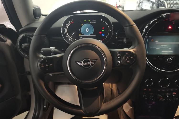 Used MINI 2023 Updated 1.5T COOPER Artist Steering Wheel