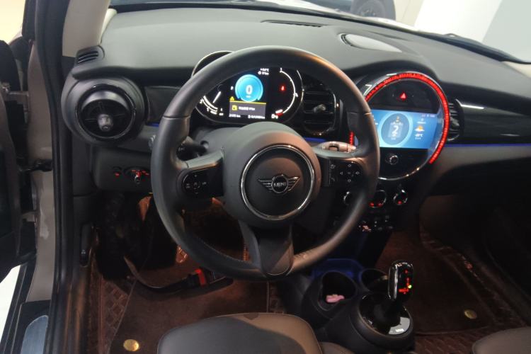 Used MINI 2023 Updated 1.5T COOPER Artist Steering Wheel