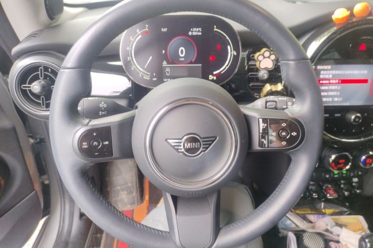 Used MINI 2023 Updated 1.5T COOPER Artist Steering Wheel