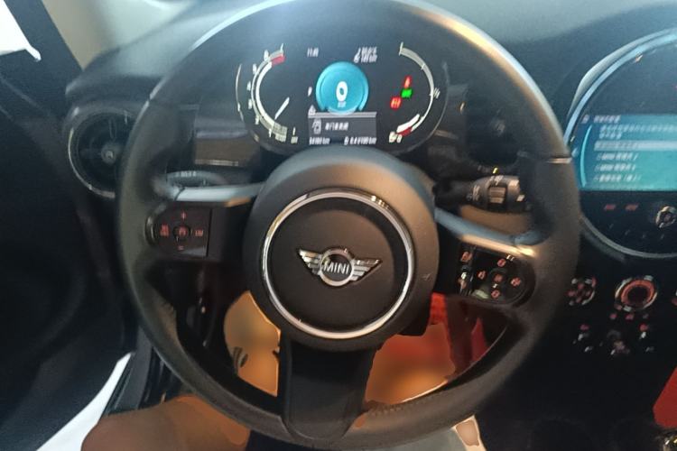 Used MINI 2023 1.5T ONE Steering Wheel