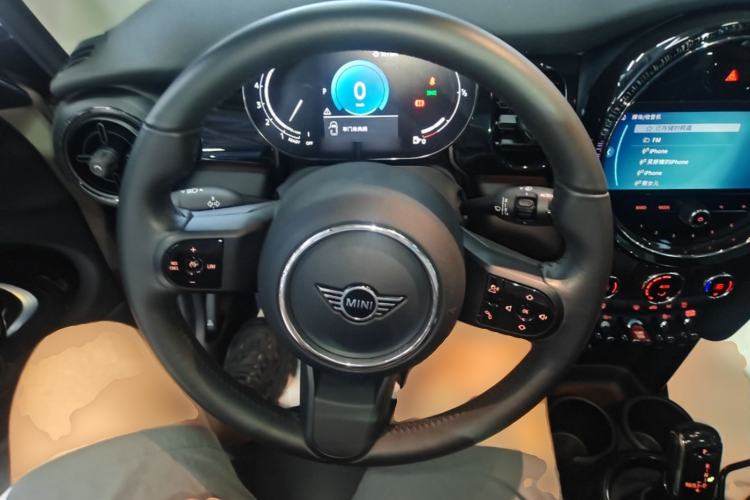 Used MINI 2023 Updated 1.5T COOPER Artist Steering Wheel