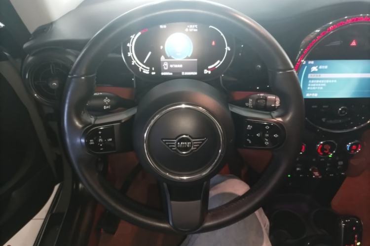 Used MINI 2023 1.5T COOPER Artist Steering Wheel
