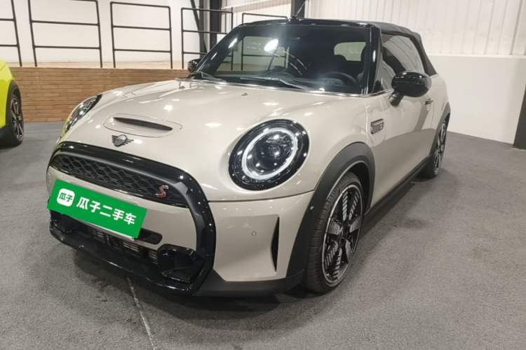 Used MINI 2023 Revised 2.0T COOPER S CABRIO Artist Guazi used car, China used car export, Used car for sale, Used MINI cars, Cheapest cars for sale