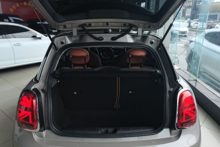 Used MINI 2023 Updated 1.5T COOPER Artist Trunk