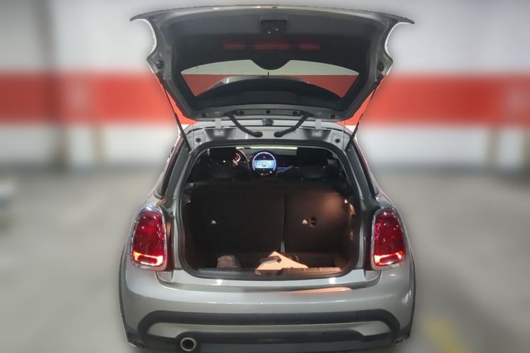 Used MINI 2023 Updated 1.5T COOPER Artist Trunk