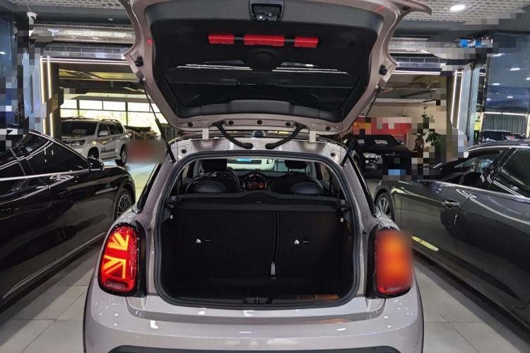 Used MINI 2023 2.0T COOPER S Artist Trunk