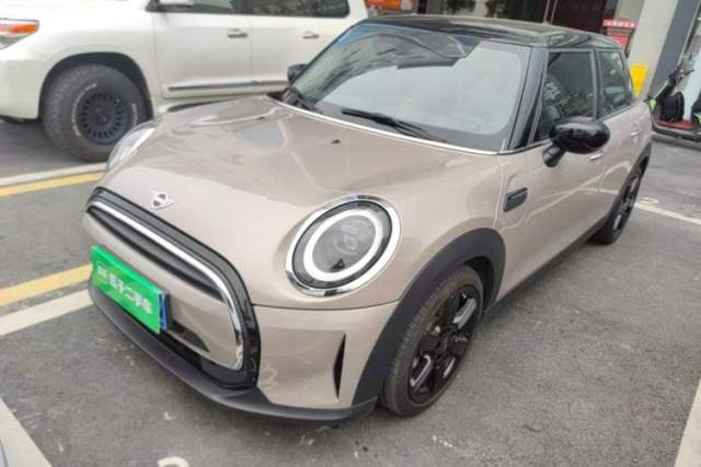 Used MINI 2023 Updated 1.5T COOPER Artist Five-Door Edition